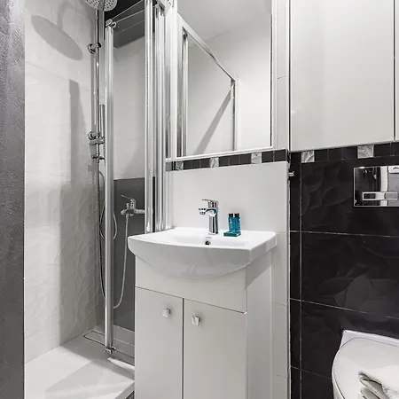 Shortstaypoland Ogrodowa B144 Apartman Varsó